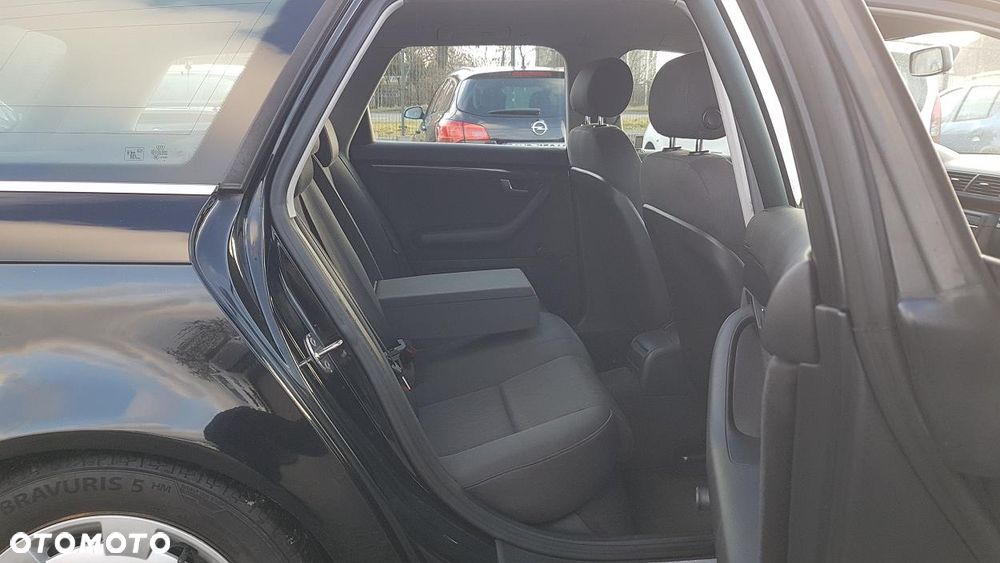 Audi A4 Avant 1.8T - 28