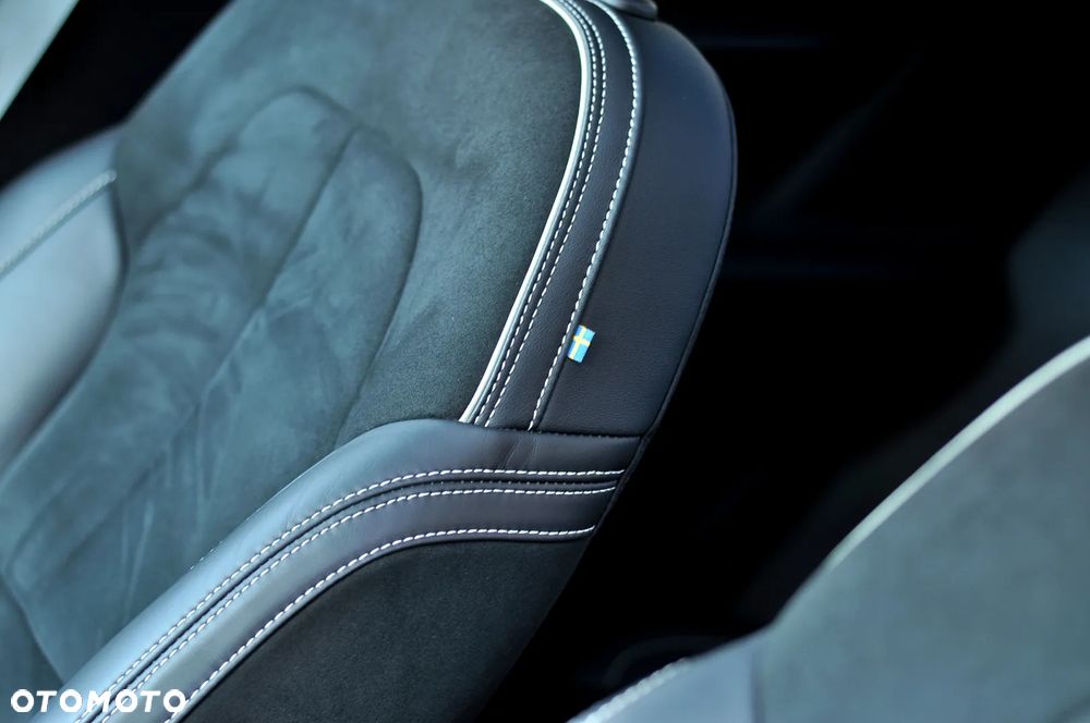 Volvo XC 40 T3 Geartronic RDesign - 23