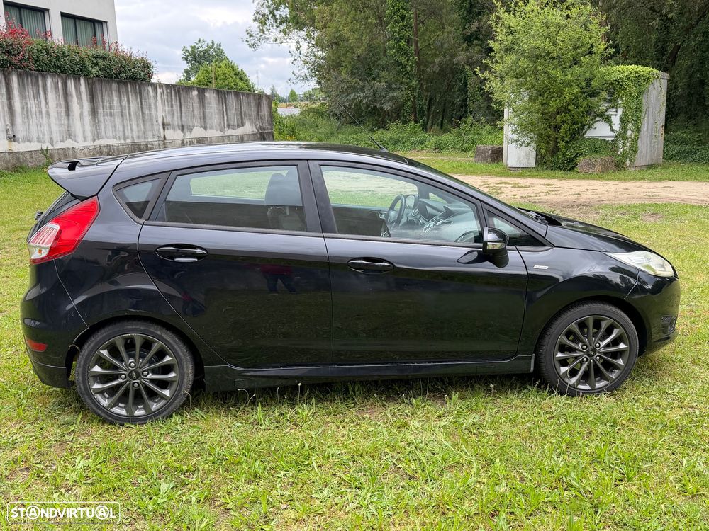 Ford Fiesta 1.5 TDCi STLine - 41