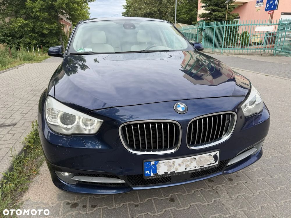 BMW 5GT 550i - 6