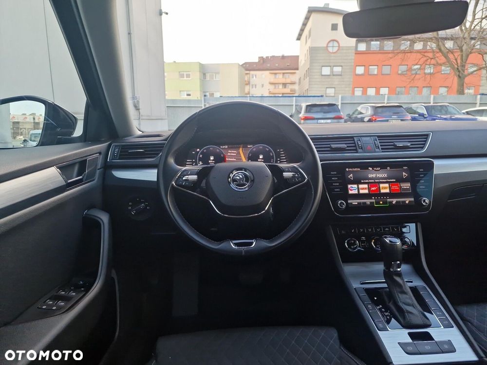 Skoda Superb 2.0 TSI Ambition DSG - 22