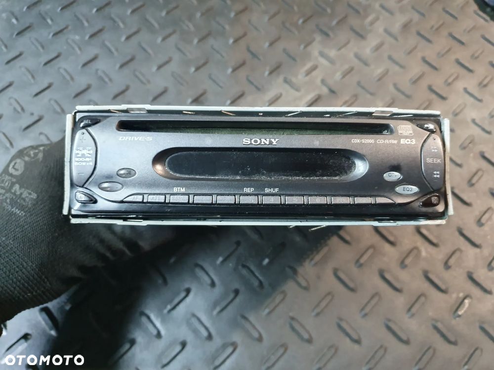 Radio SONY CDX-S2000 RADIO SAMOCHODOWE POSIADAM 2 SZT - 1