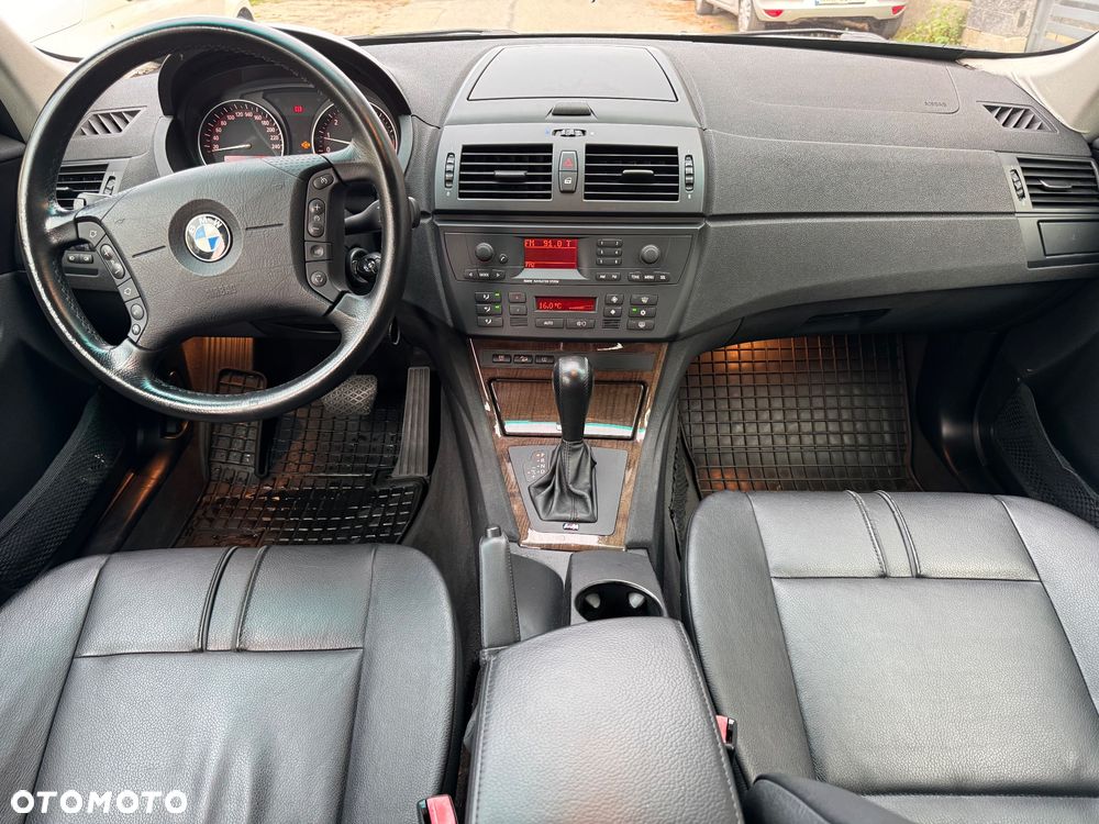 BMW X3 2.5i - 20