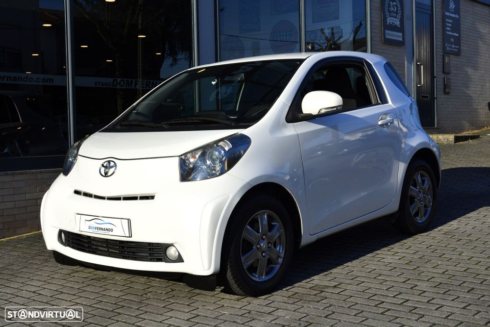 Toyota iQ 1.0 VVT-i Essential+AC - 11