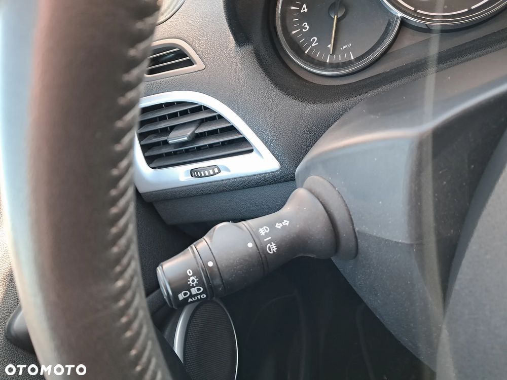 Renault Megane TCe 130 Bose Edition - 14