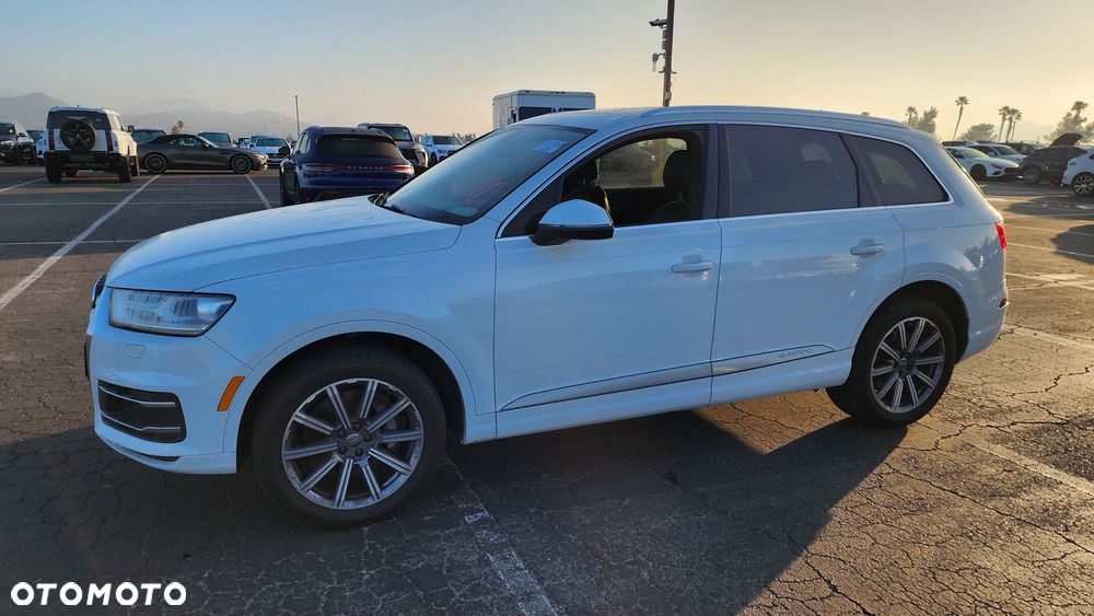 Audi Q7 - 12