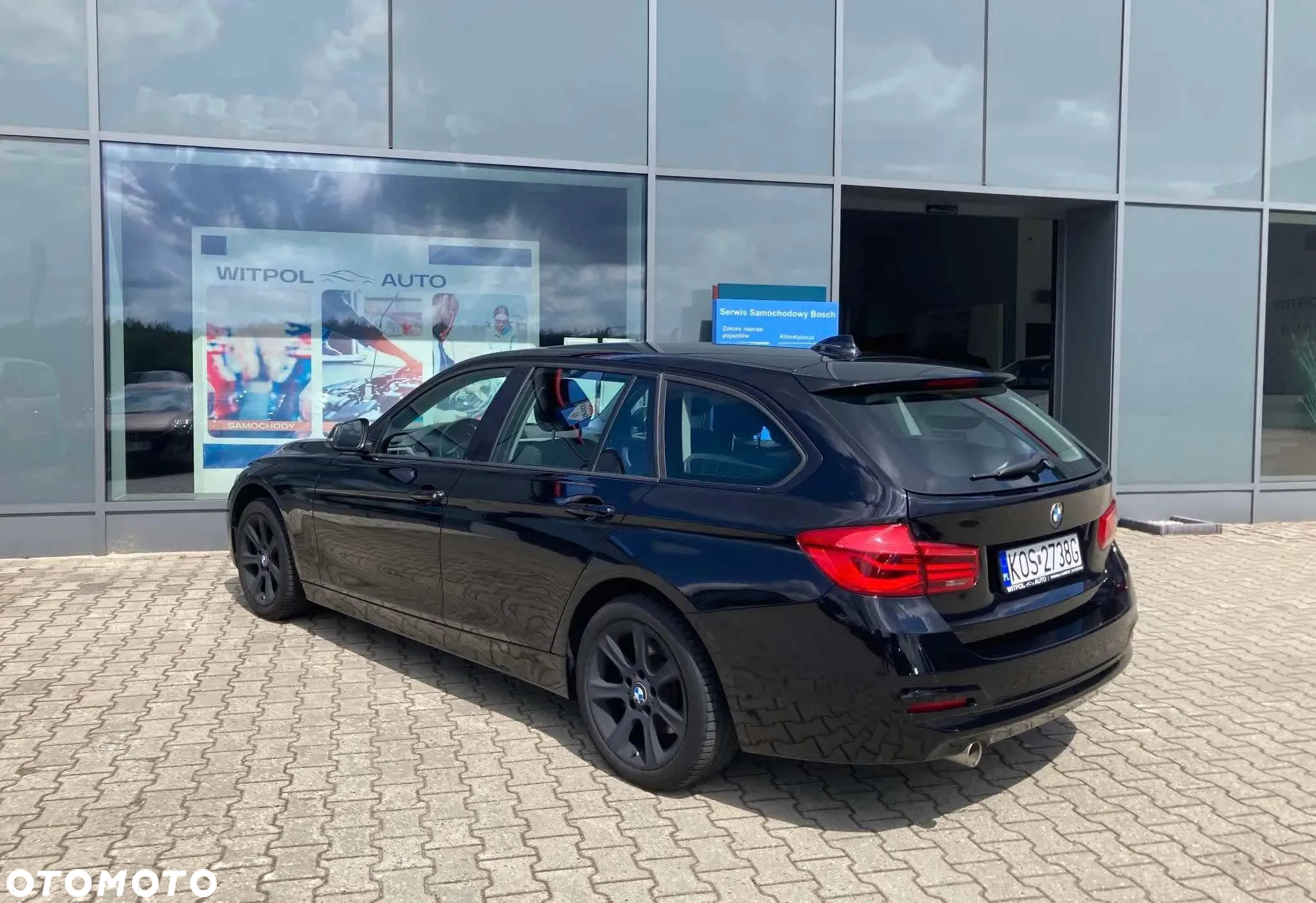 BMW Seria 3 318i Touring - 3