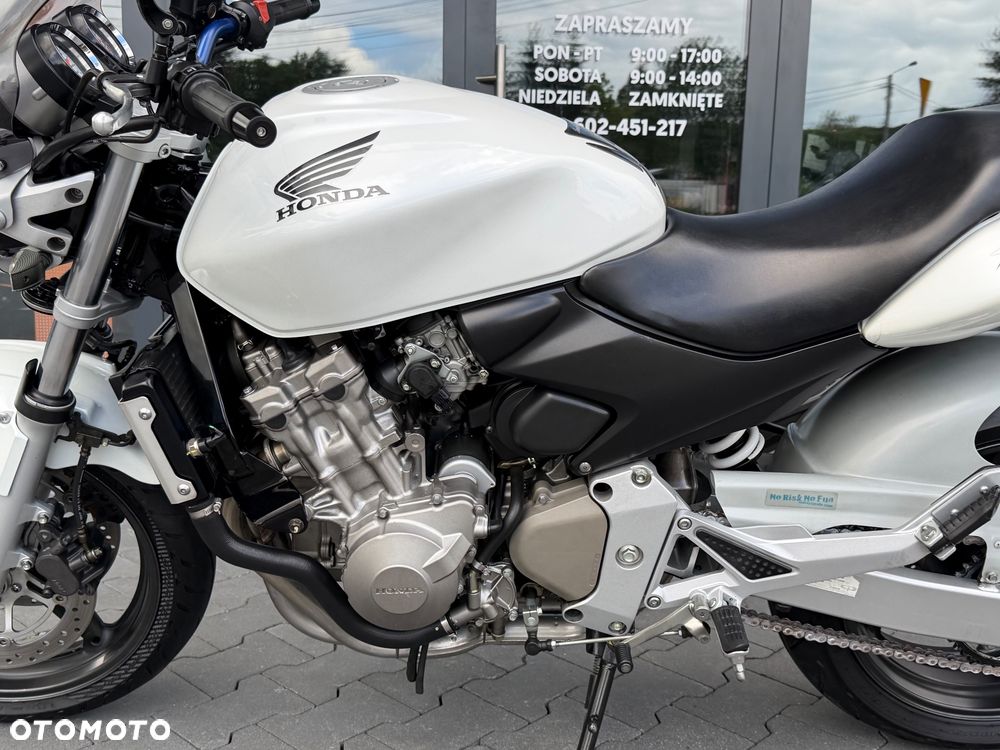 Honda Hornet - 30