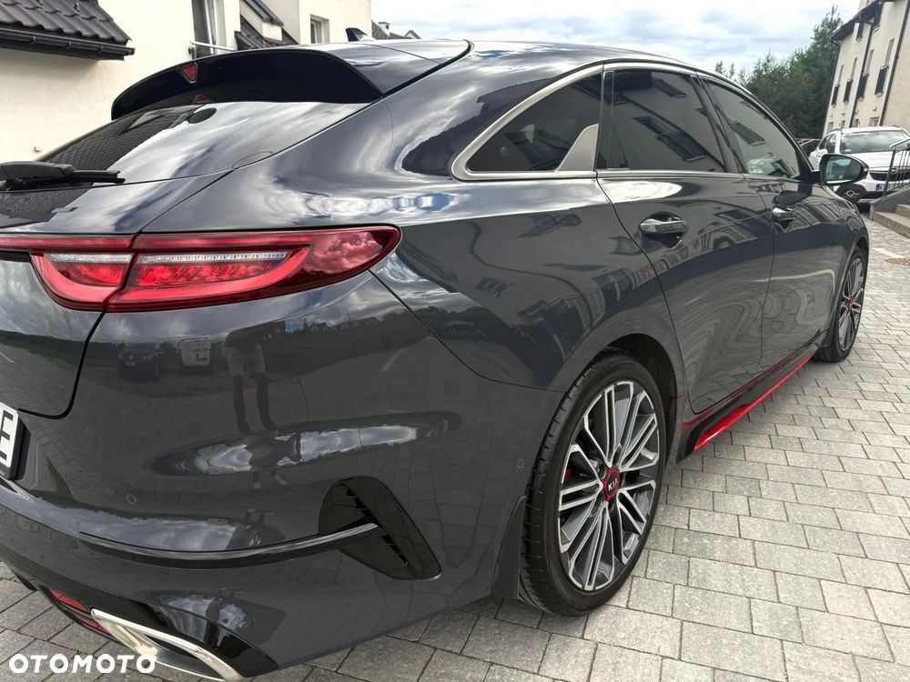 Kia ProCeed 1.6 T-GDI GT DCT - 5