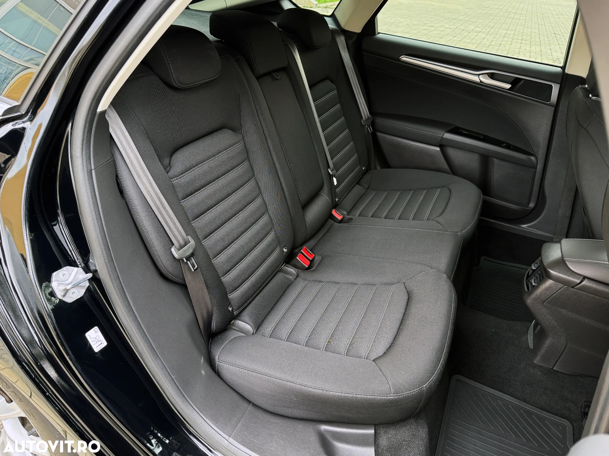 Ford Mondeo 1.0 EcoBoost Start-Stopp Business Edition - 4