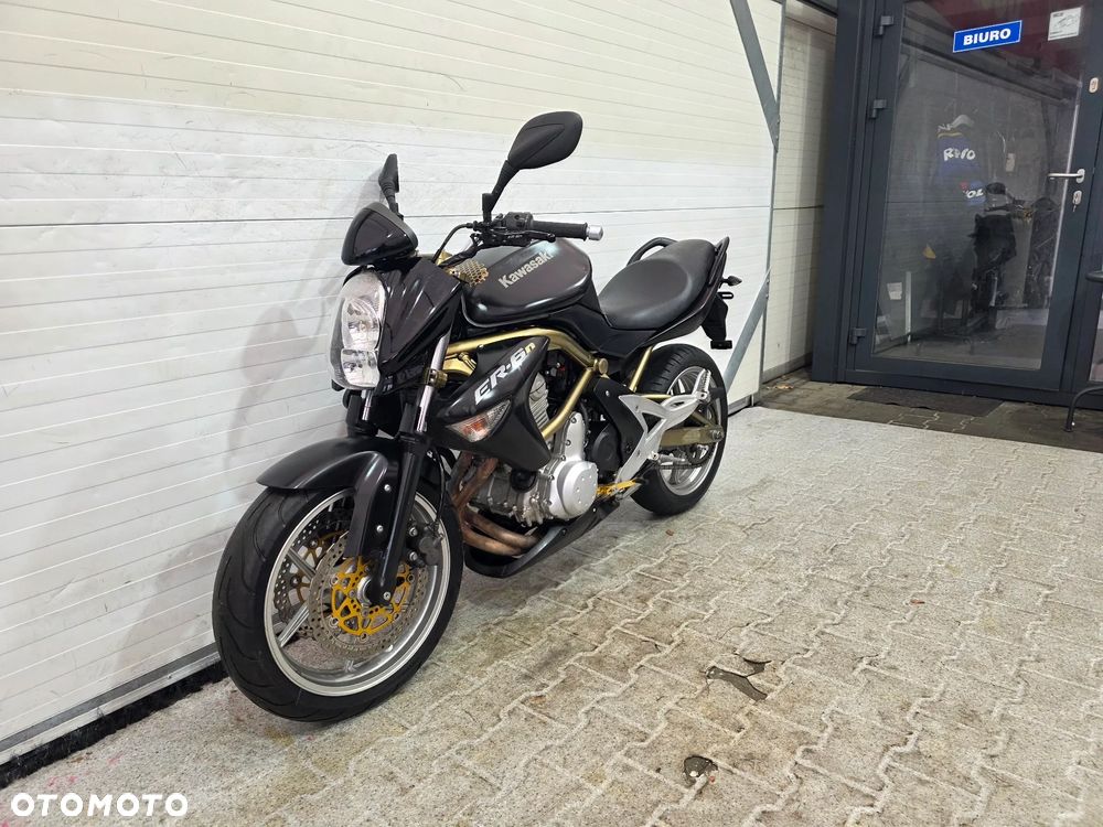 Kawasaki ER - 2