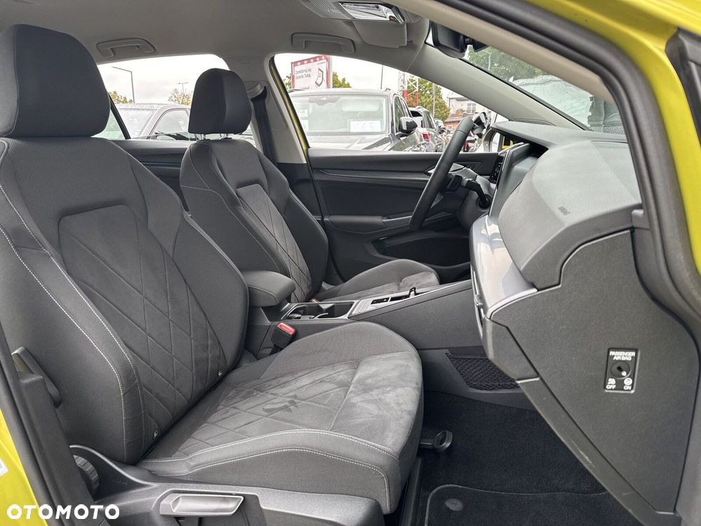 Volkswagen Golf 1.5 eTSI mHEV Style DSG - 15