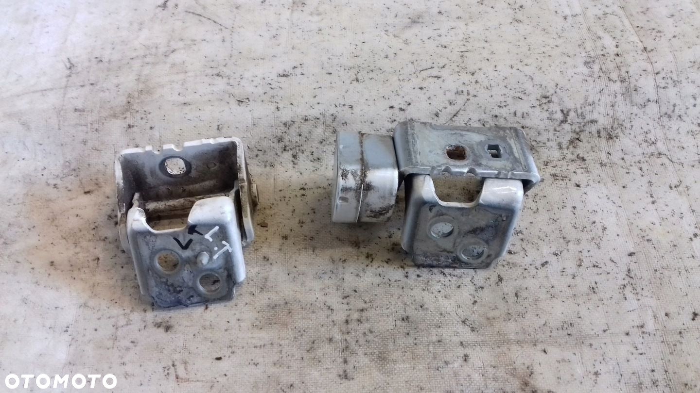 ZAWIAS ZAWIASY OGRANICZNIK DRZWI LEWY TYŁ CITROEN C5 III X7 08-12 - 2