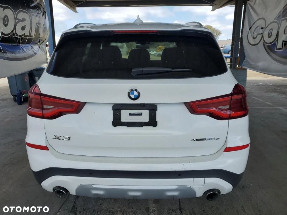 BMW X3 30e xDrive - 6