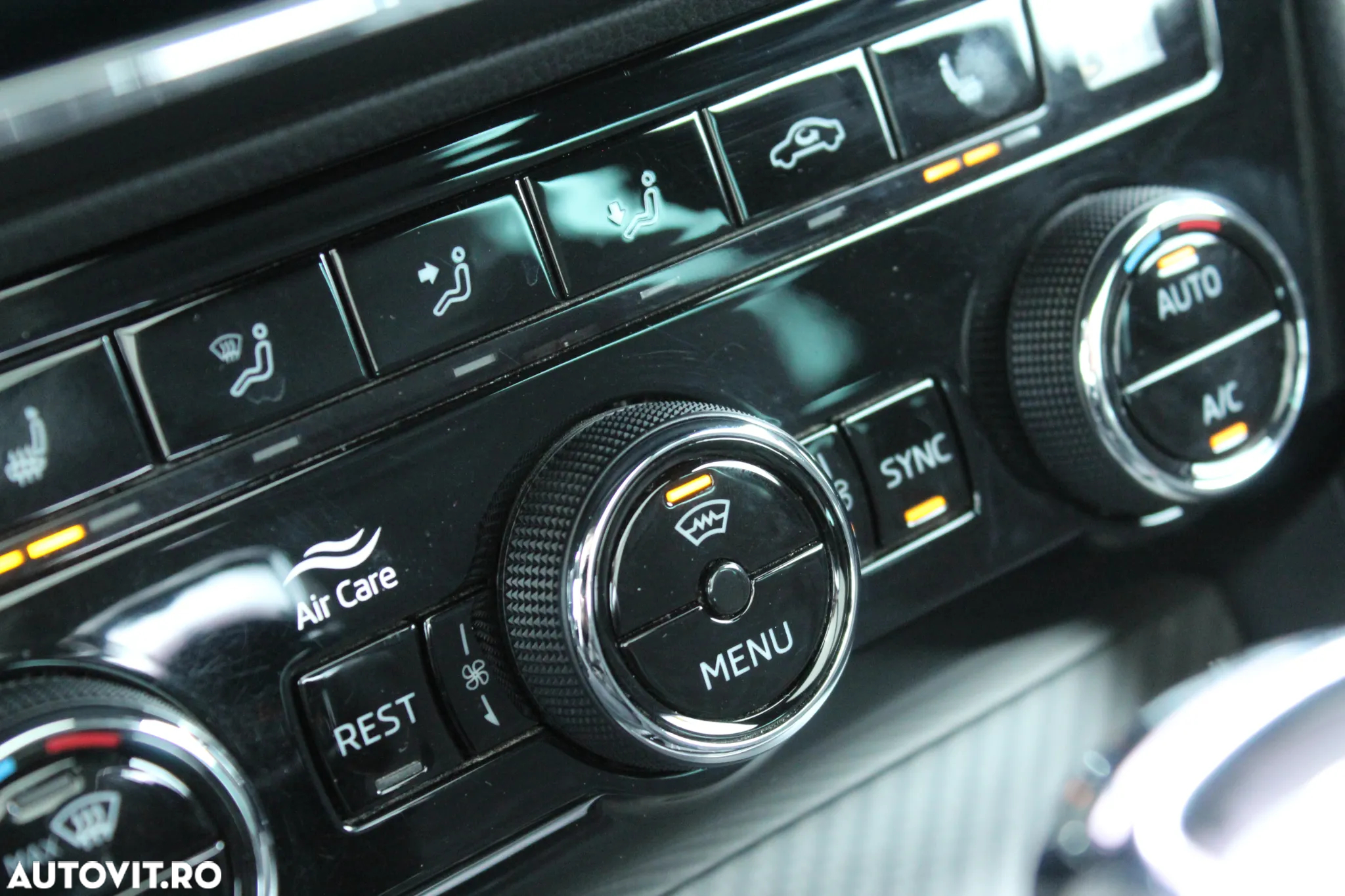 Skoda Superb 1.5 TSI DSG Sportline - 31