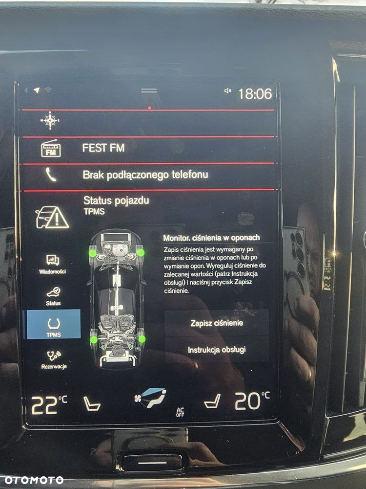 Volvo V90 D4 Momentum Pro - 33
