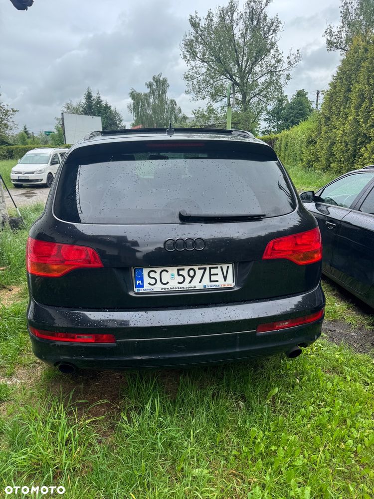Audi Q7 - 11