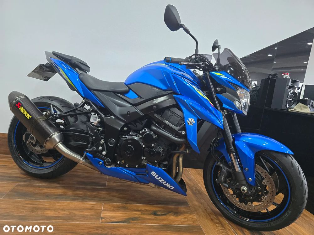 Suzuki GSX - 1