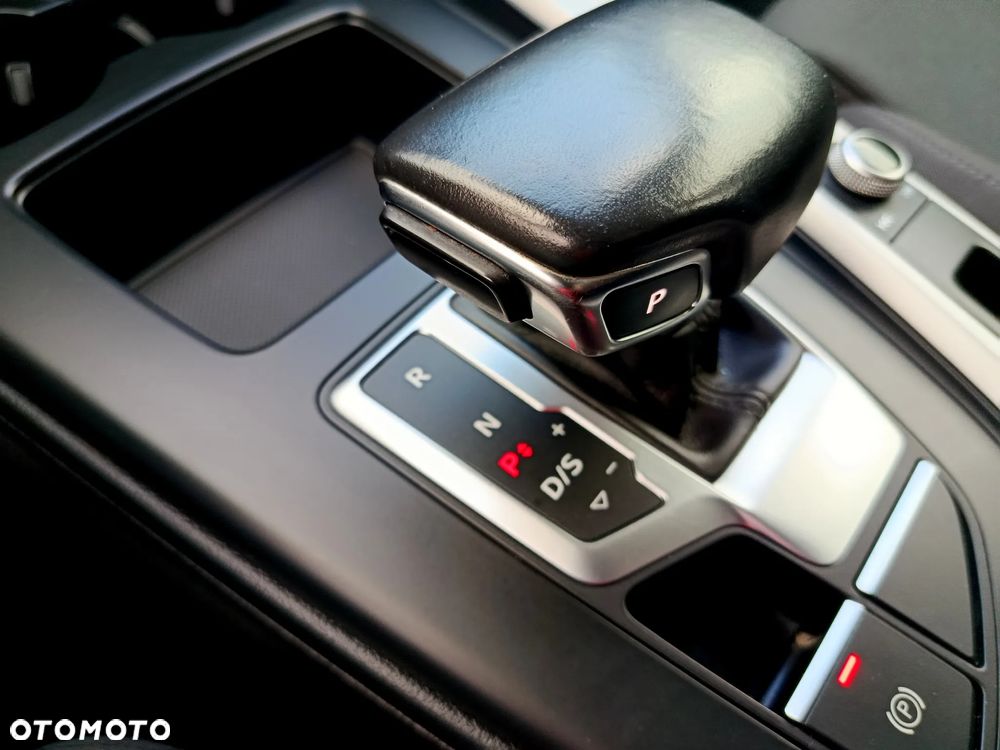 Audi A4 Avant 35 TFSI S tronic - 25