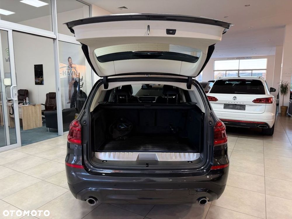 BMW X3 xDrive30e M Sport - 40