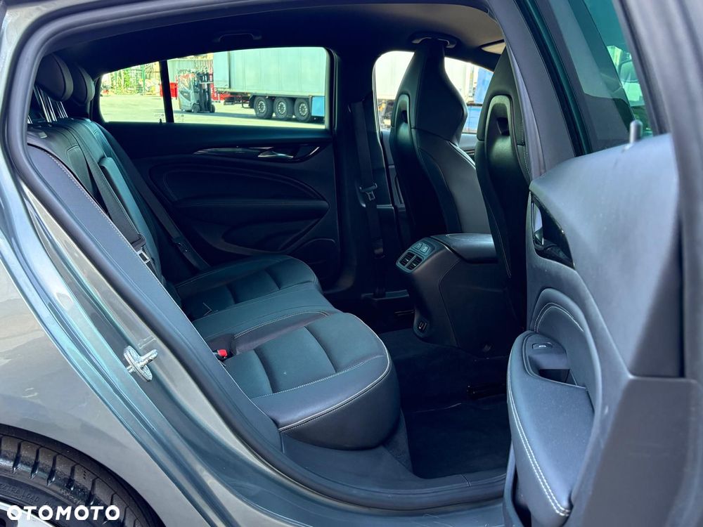 Opel Insignia 2.0 BiTurbo D 4x4 Automatik GSI - 11
