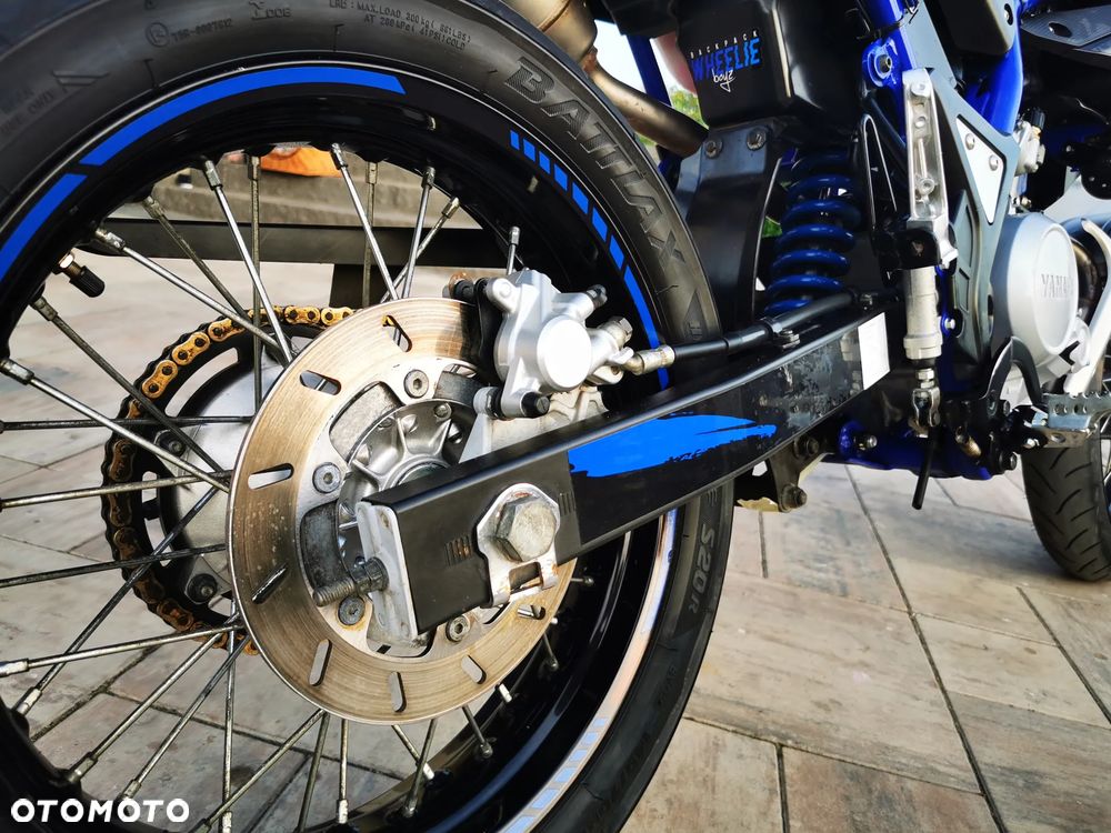 Yamaha WR - 16