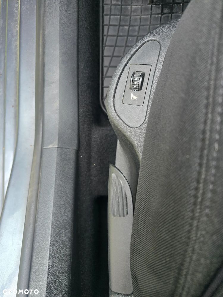 Peugeot 308 HDi FAP 165 Automatik Allure - 16