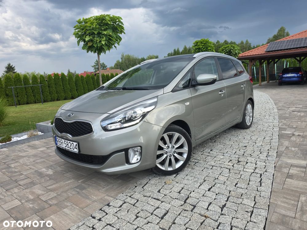 Kia Carens 1.7 CRDi 115 Dream-Team Edition