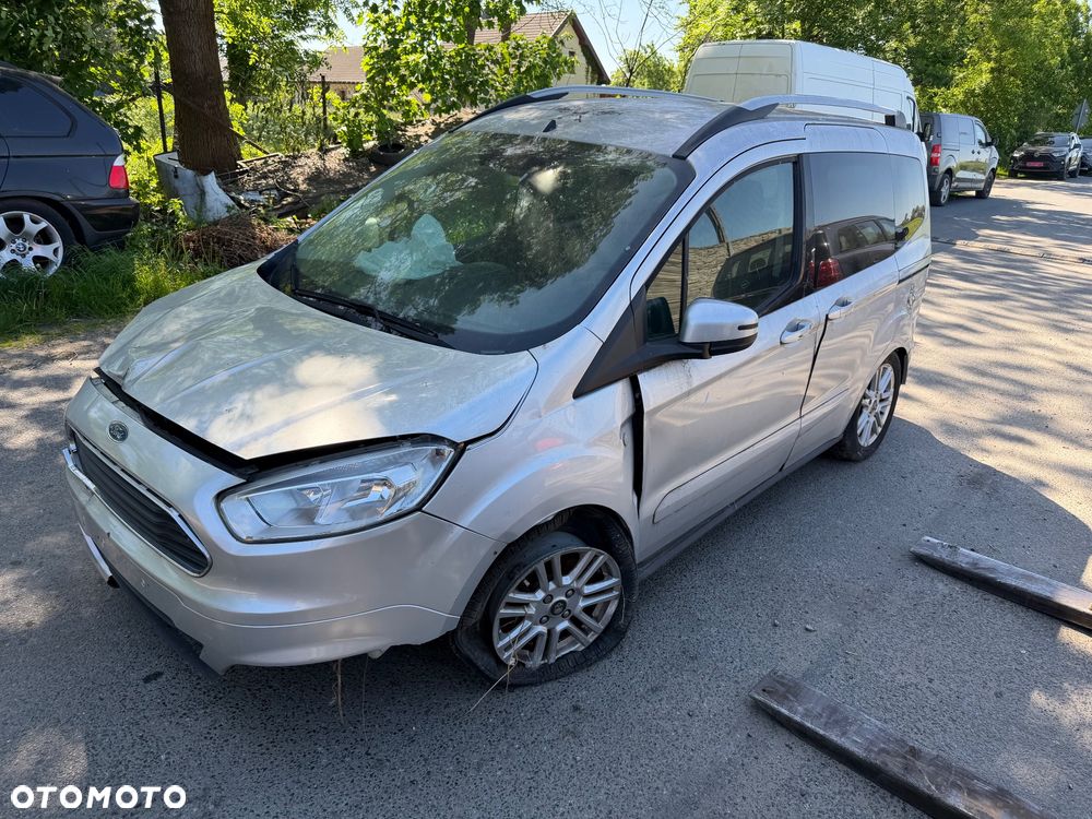 Ford Tourneo Courier 1.6 TDCi Titanium - 1