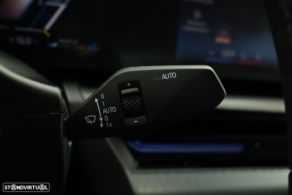 BMW 520 d Pack Desportivo M - 18