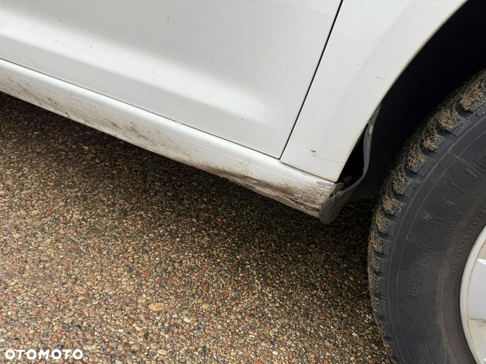 Volkswagen Caddy - 26