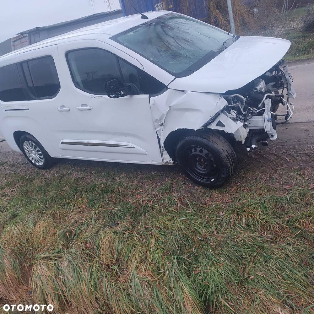 Toyota Proace City - 9