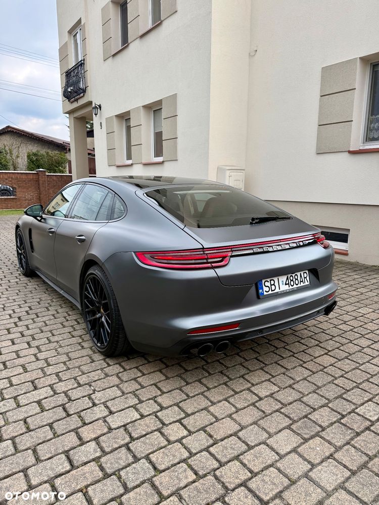 Porsche Panamera 4 - 4