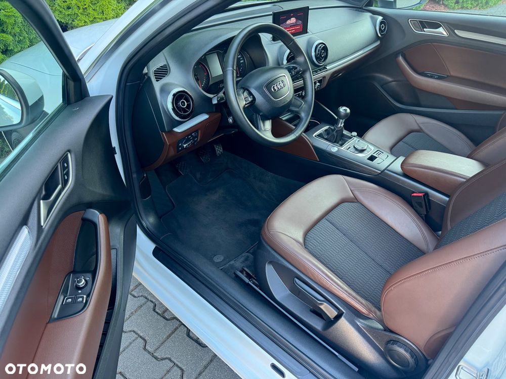 Audi A3 3-drzwiowe 2.0 TDI design - 19