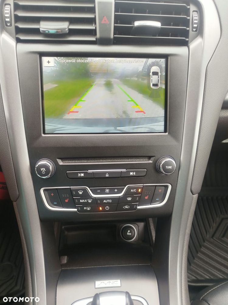 Ford Mondeo 2.0 TDCi Titanium PowerShift - 33