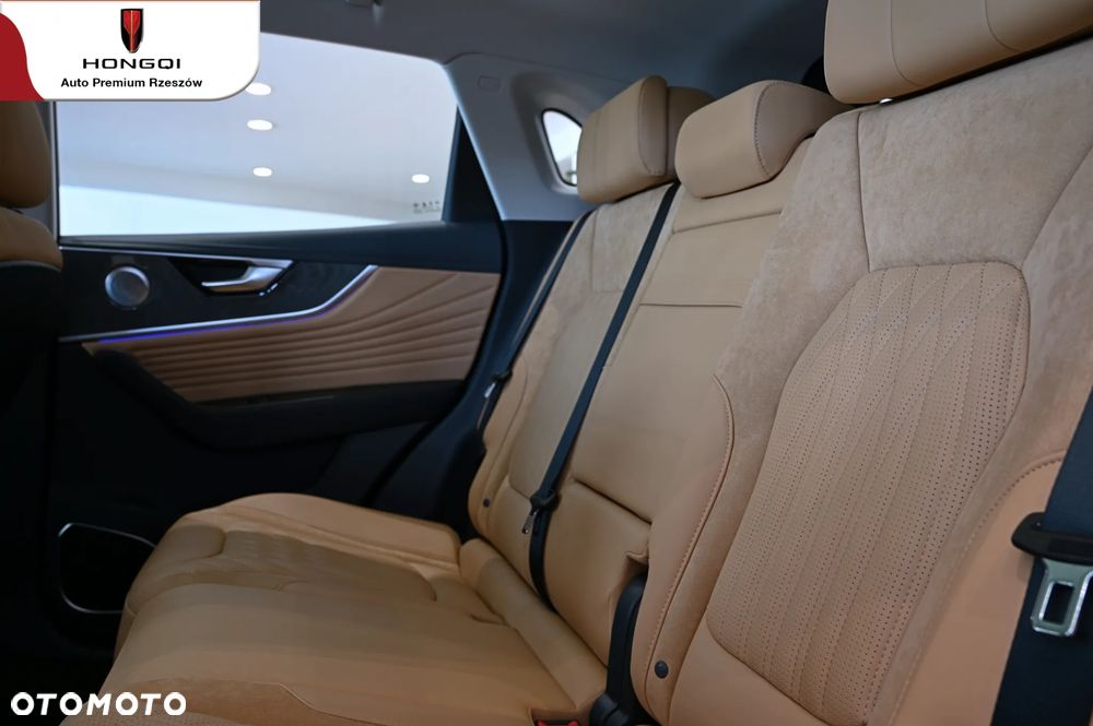Hongqi HS5 2.0T AWD - 11