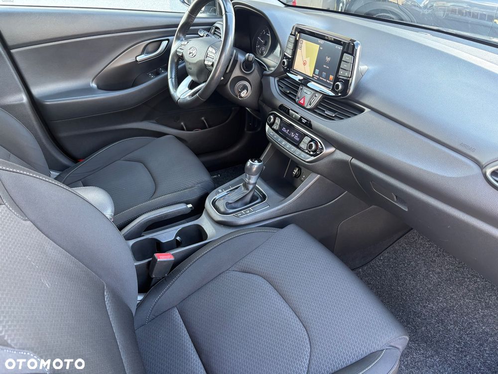 Hyundai i30 i30cw 1.6 CRDi Automatik Trend - 13