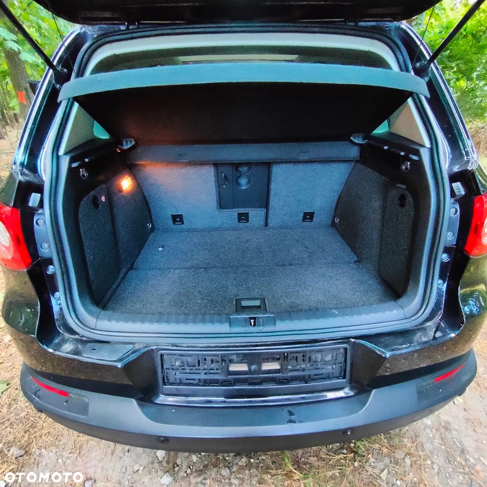 Volkswagen Tiguan - 15
