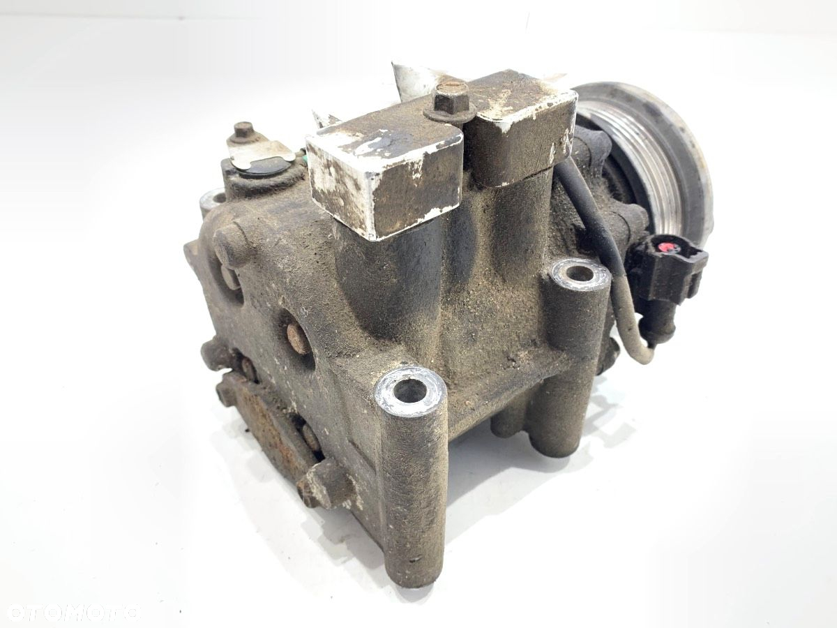 SPRĘŻARKA KLIMATYZACJI - 130.00 PLN - FORD MONDEO III (B5Y) 2000 - 2007 1.8 16V 92 kW [125 KM] - 2