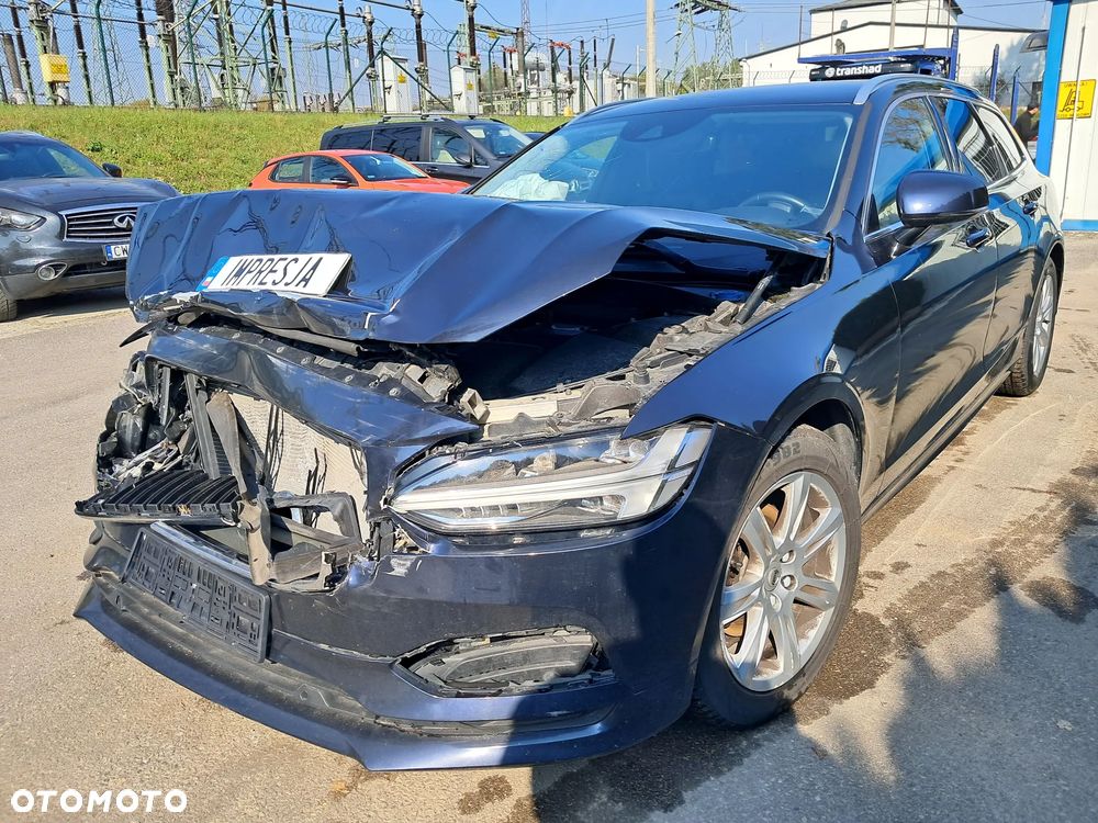 Volvo V90 D3 Geartronic Momentum Pro - 19