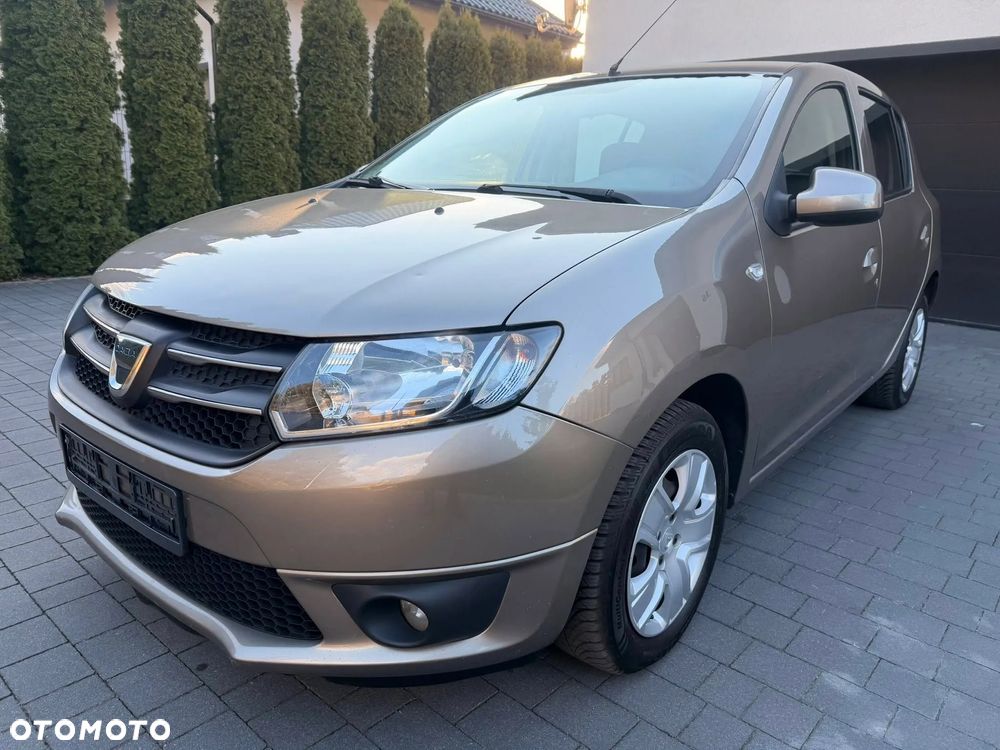 Dacia Sandero 1.2 16V Laureate - 3