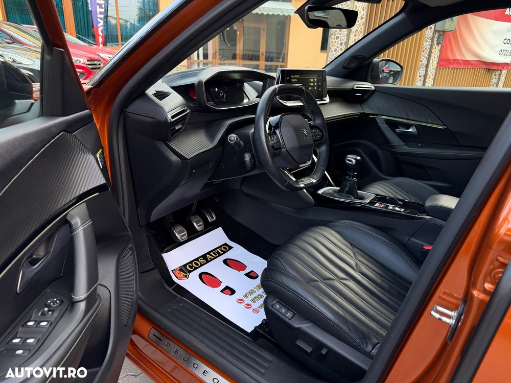 Peugeot 2008 1.2 PureTech Turbo S&S GT-Line - 9