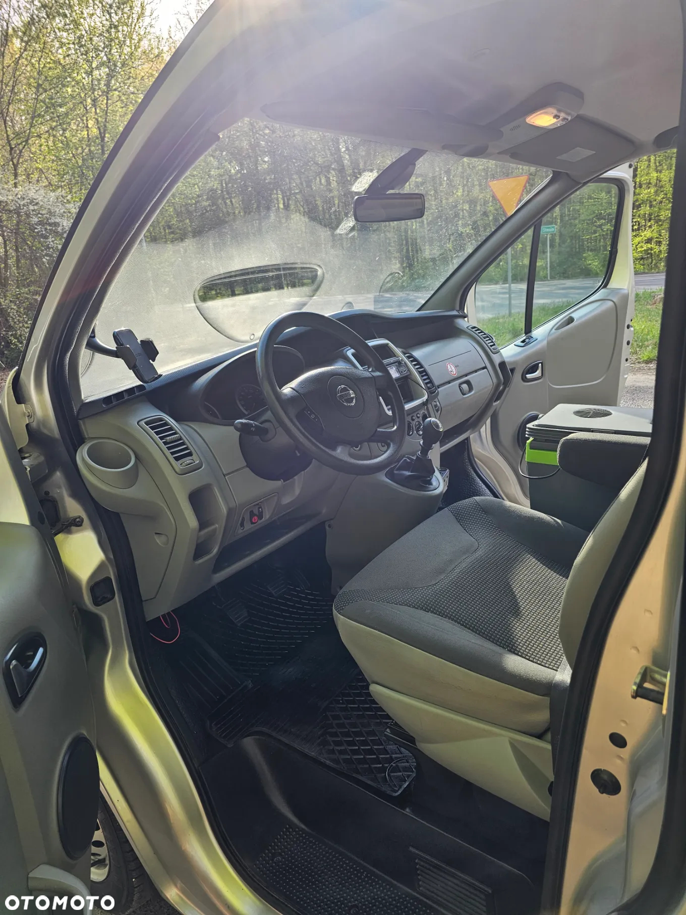 Nissan Primastar dCi 115 L2H1 (9-Si.) comfort - 12