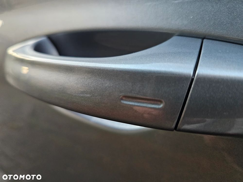 Skoda Superb 2.0 TDI DSG SportLine - 30