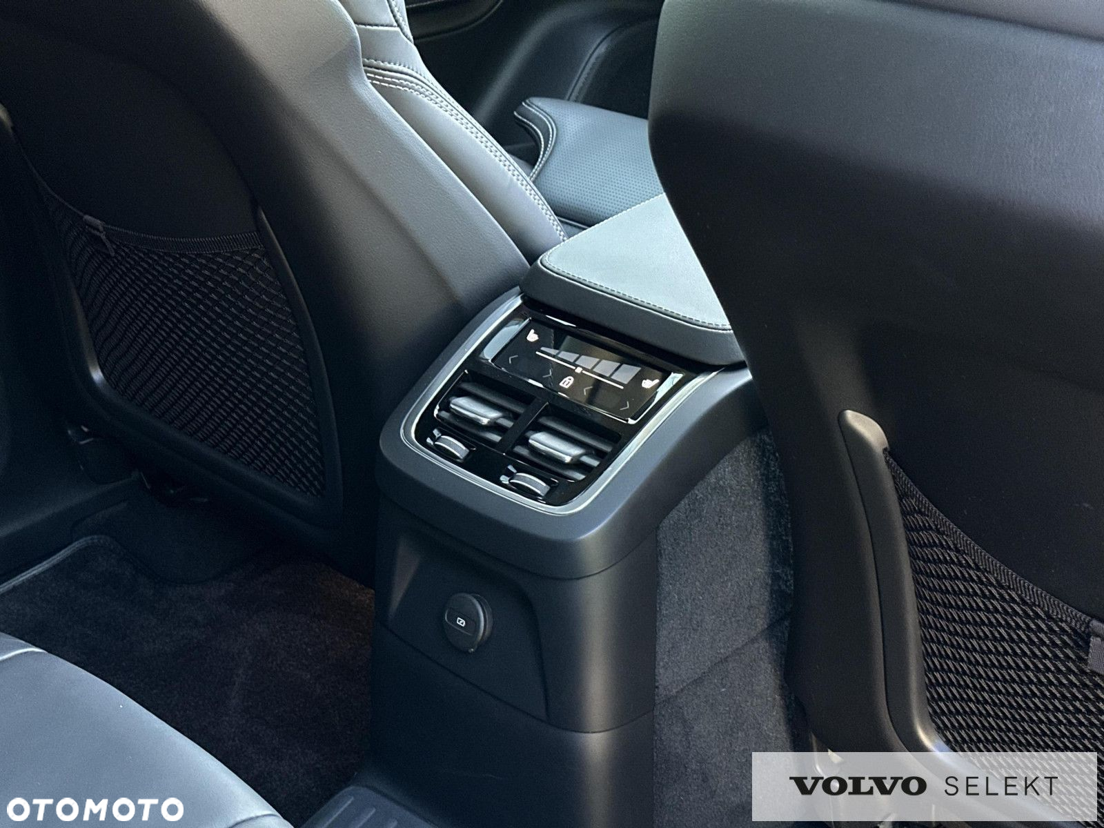Volvo XC 90 - 29