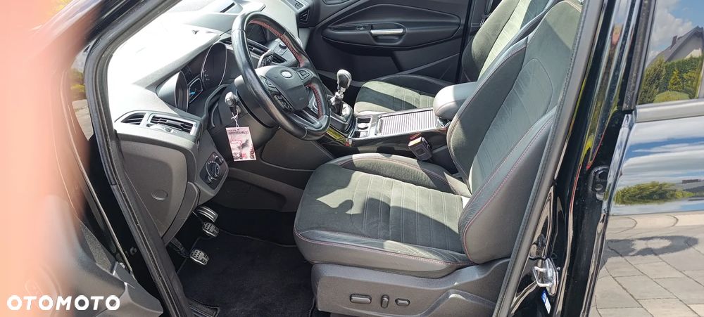 Ford Kuga 2.0 TDCi AWD ST-Line - 10