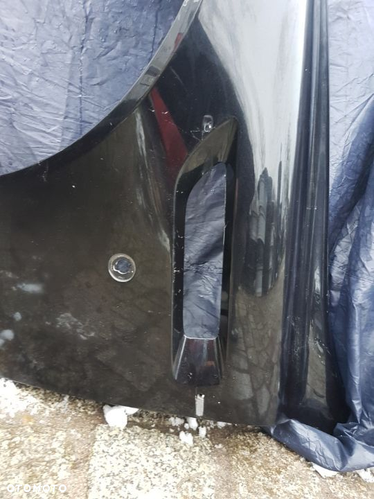 ASTON MARTIN DB9 BŁOTNIK PRAWY PRZEDNI - 2