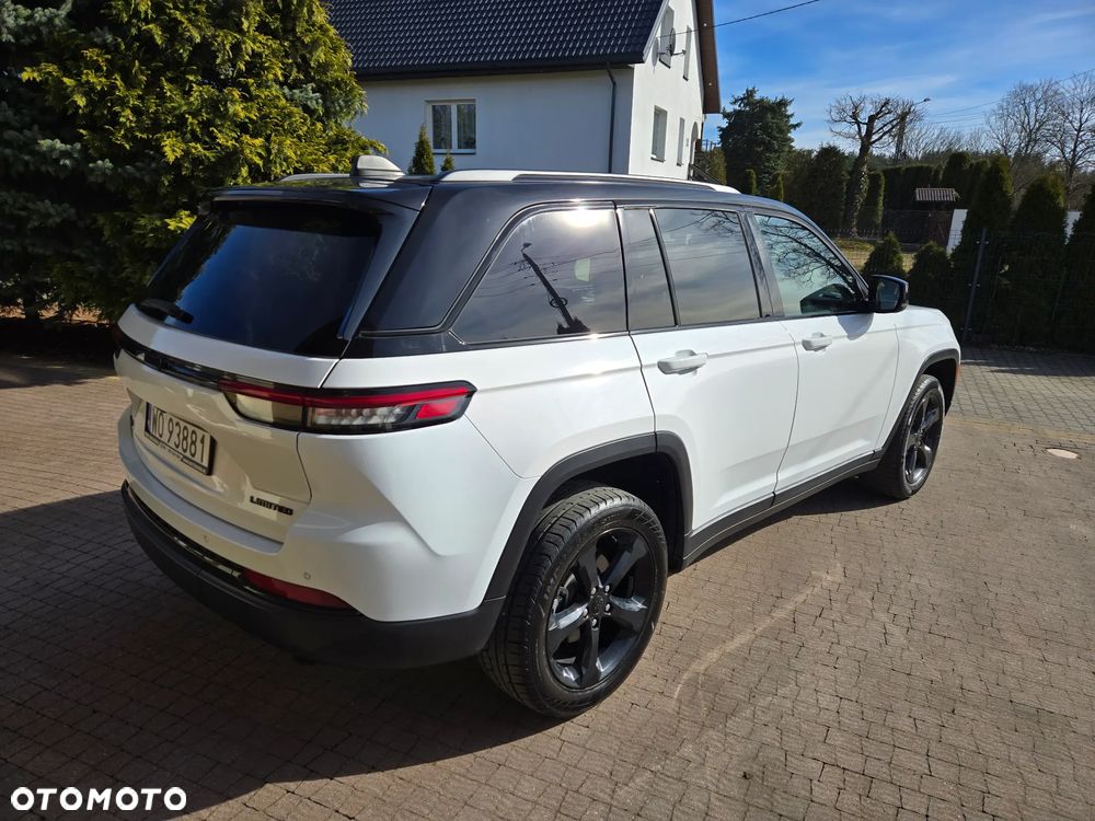 Jeep Grand Cherokee - 8