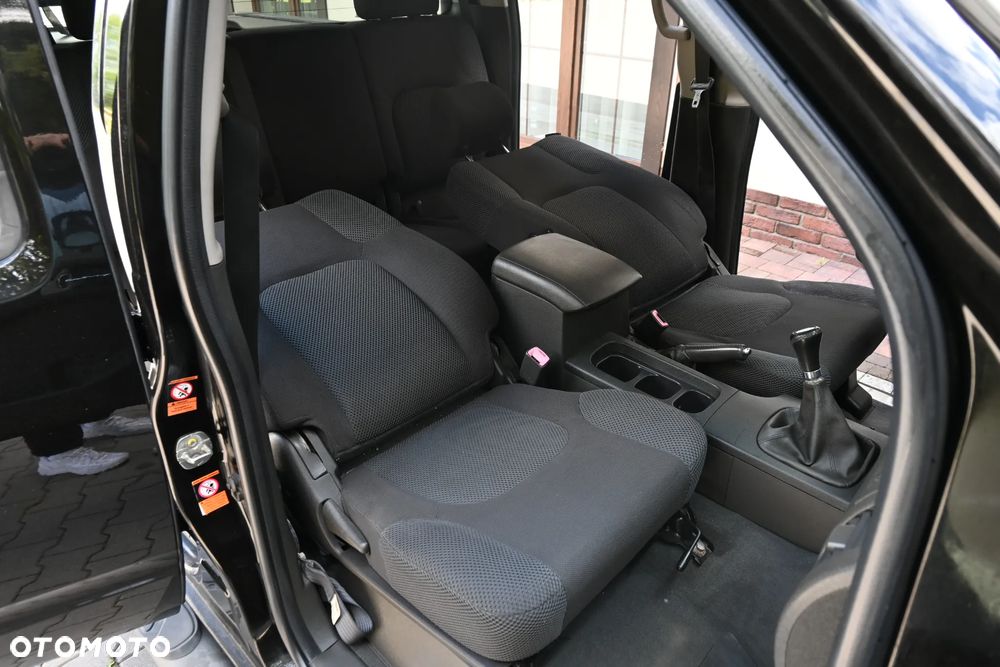 Nissan Navara 2.5 D R-Black - 17