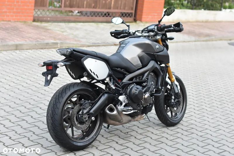 Yamaha MT - 14